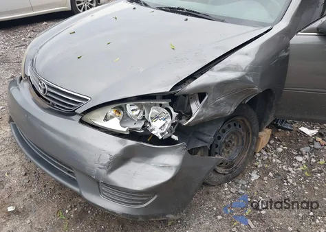 2006 Toyota Camry Le z USA, uszkodzony, nr VIN 4T1BE30K46U693147